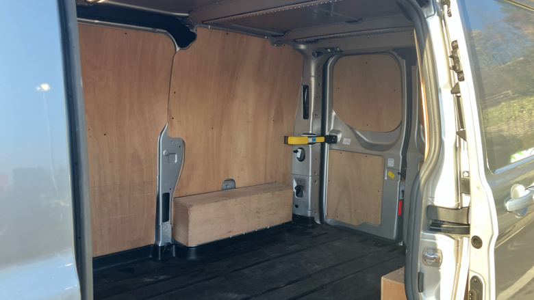 Ford Transit Custom 280 L1 Diesel Fwd 2.0 EcoBlue 130ps Low Roof Limited Van